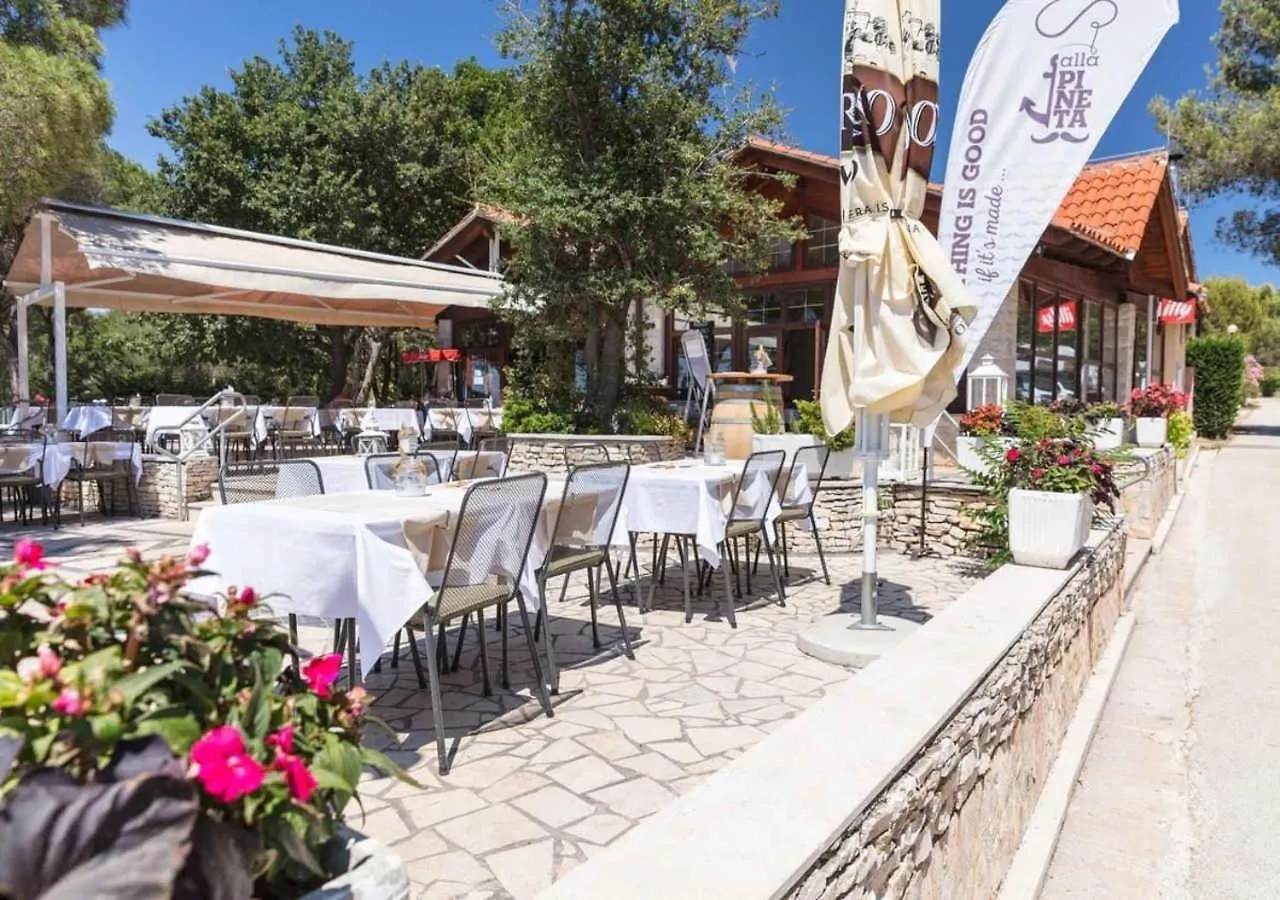 Camping Bi-Village - Eurocamp I Homair Valbandon 0*,  Croatia