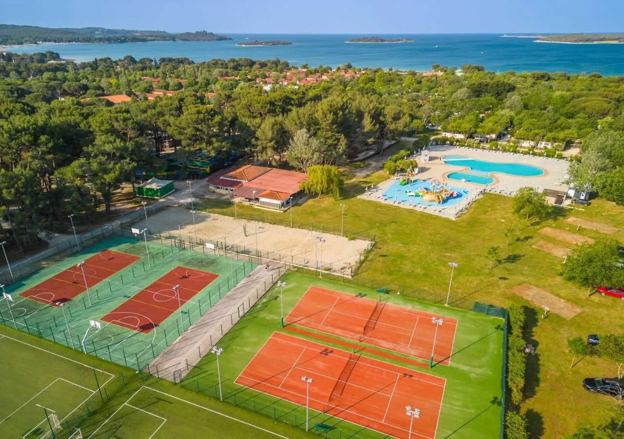 Camping Bi-Village - Eurocamp I Homair Valbandon 0*,  Croatia