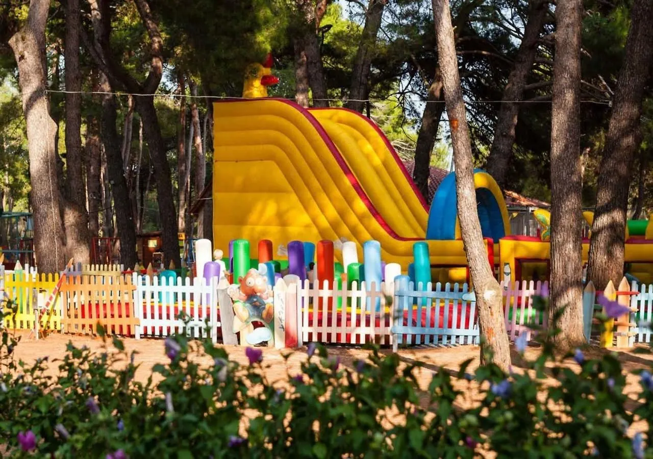 Camping Bi-Village - Eurocamp I Homair Valbandon
